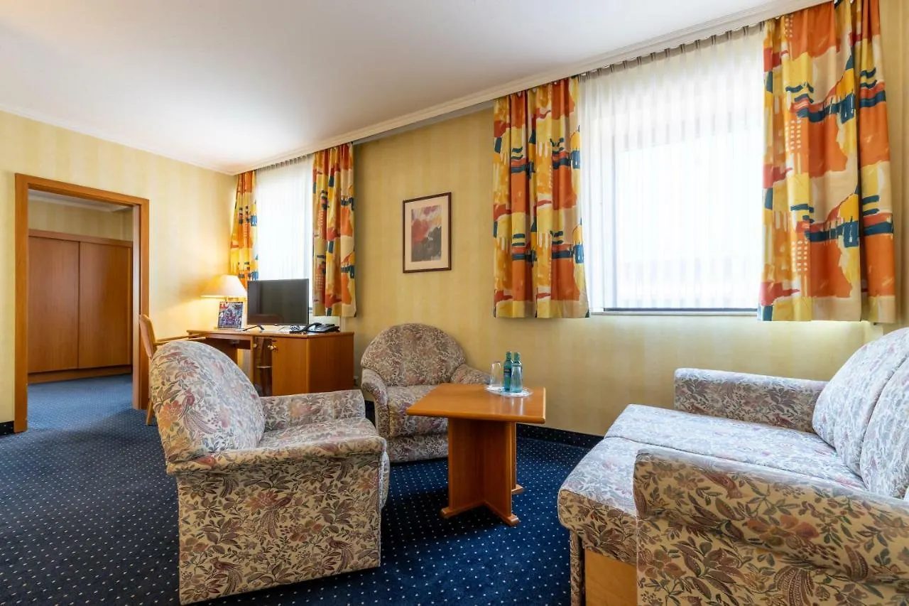 ***  Trip Inn Hotel Frankfurt Airport Rüsselsheim Almanya